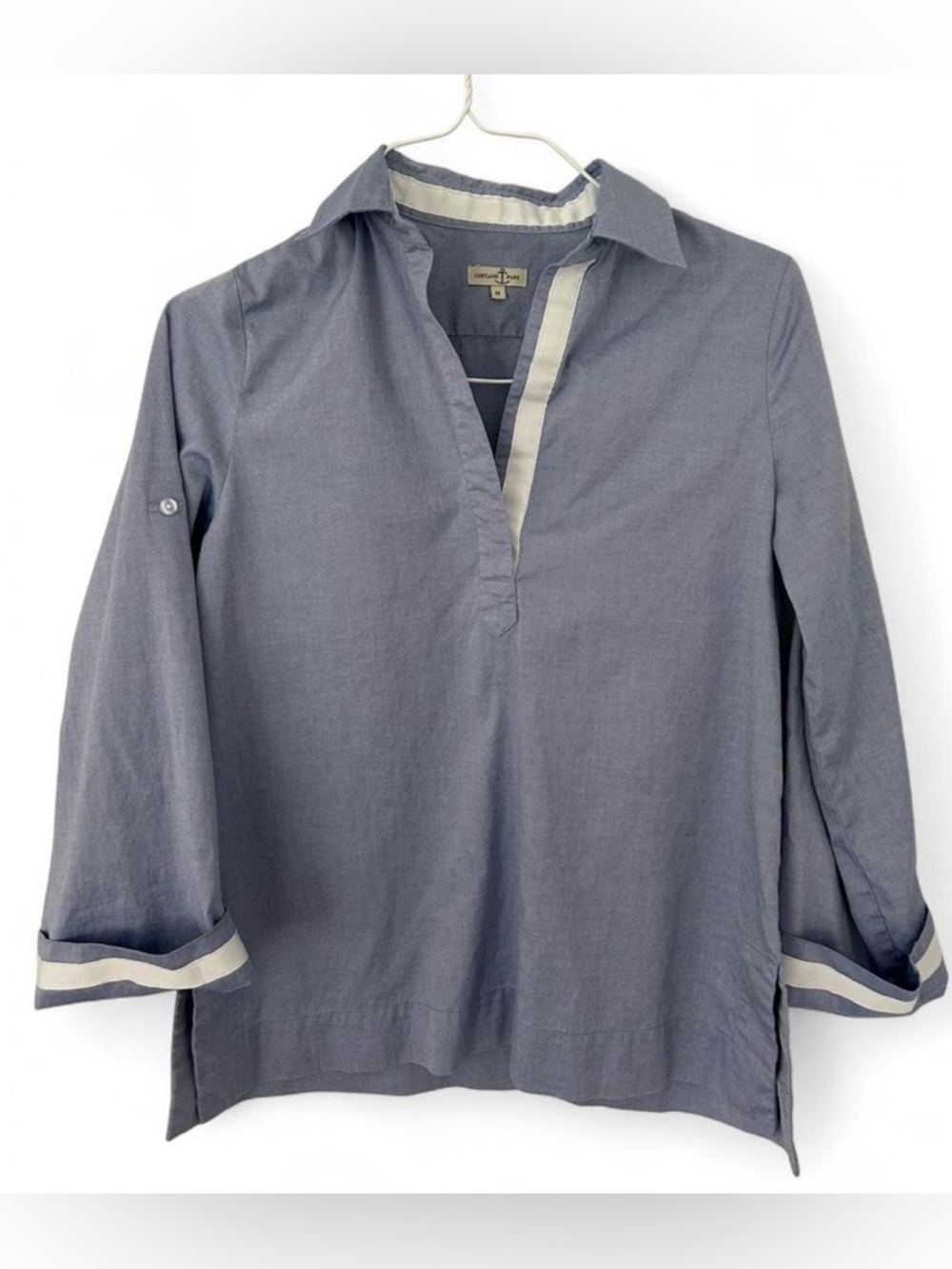 Women’s Cortland Park Size Medium Blue Pullover Top